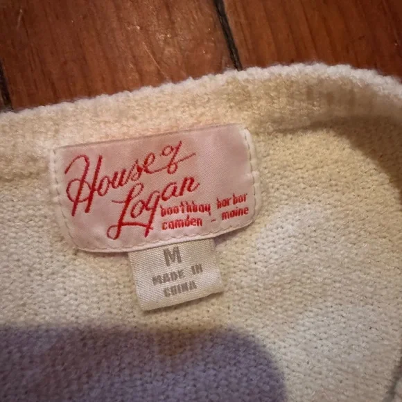 The House of Logan mid-coast Maine boutique embroidered sweater - Picture 8 of 11